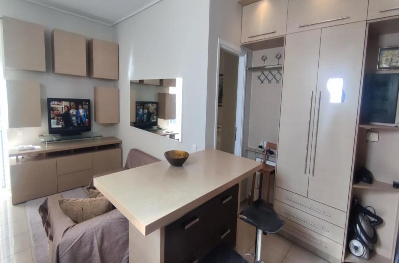 Apartment In A Quiet Location. เอเธนส์ ภายนอก รูปภาพ